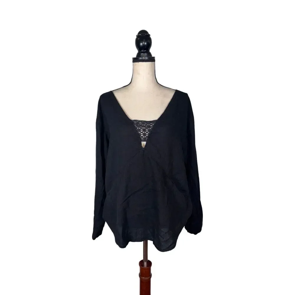 Free People Just Cruisin Crochet Linen Blend Black Top    Size: S